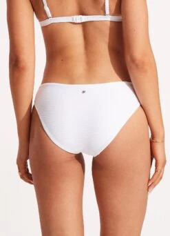 Essentials Hipster - White -Bikini Sales Store 40473 640 White 5