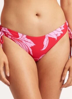 Front Page 28 Front Page -Bikini Sales Store 40692 983 Chilli 20Red 2